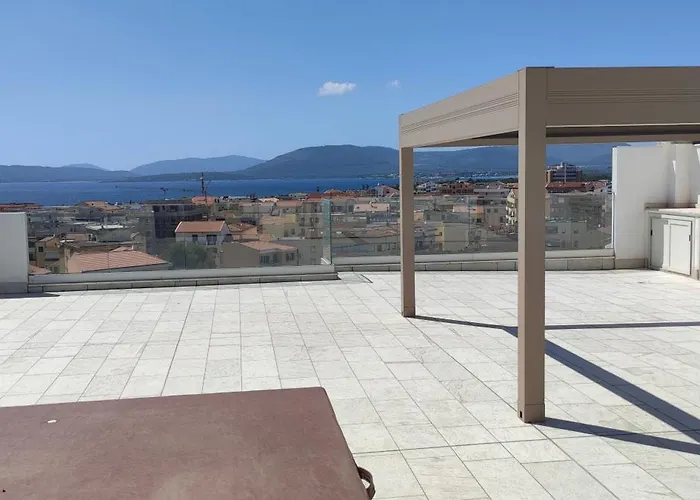 Апартаменты Altamarea Attico Альгеро