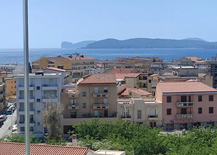 Altamarea Attico * Альгеро