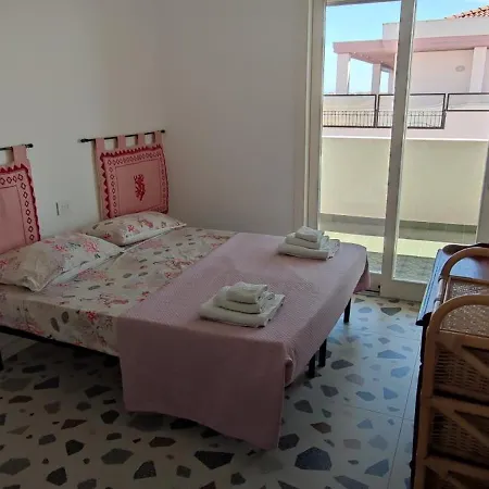 Διαμέρισμα Altamarea Attico